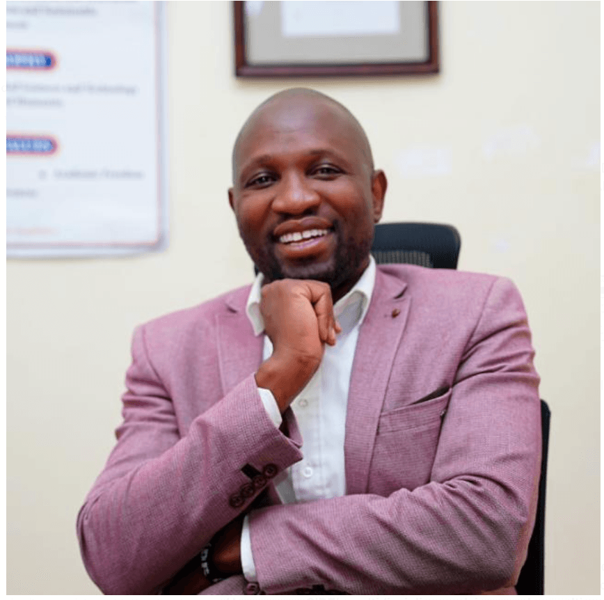 Dr Daniel Oloo Ong'ong'a